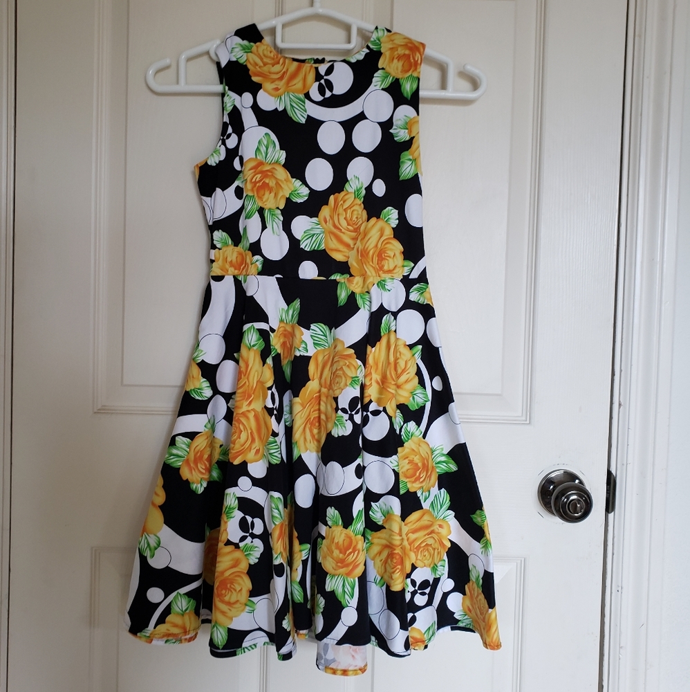 Girl's dress